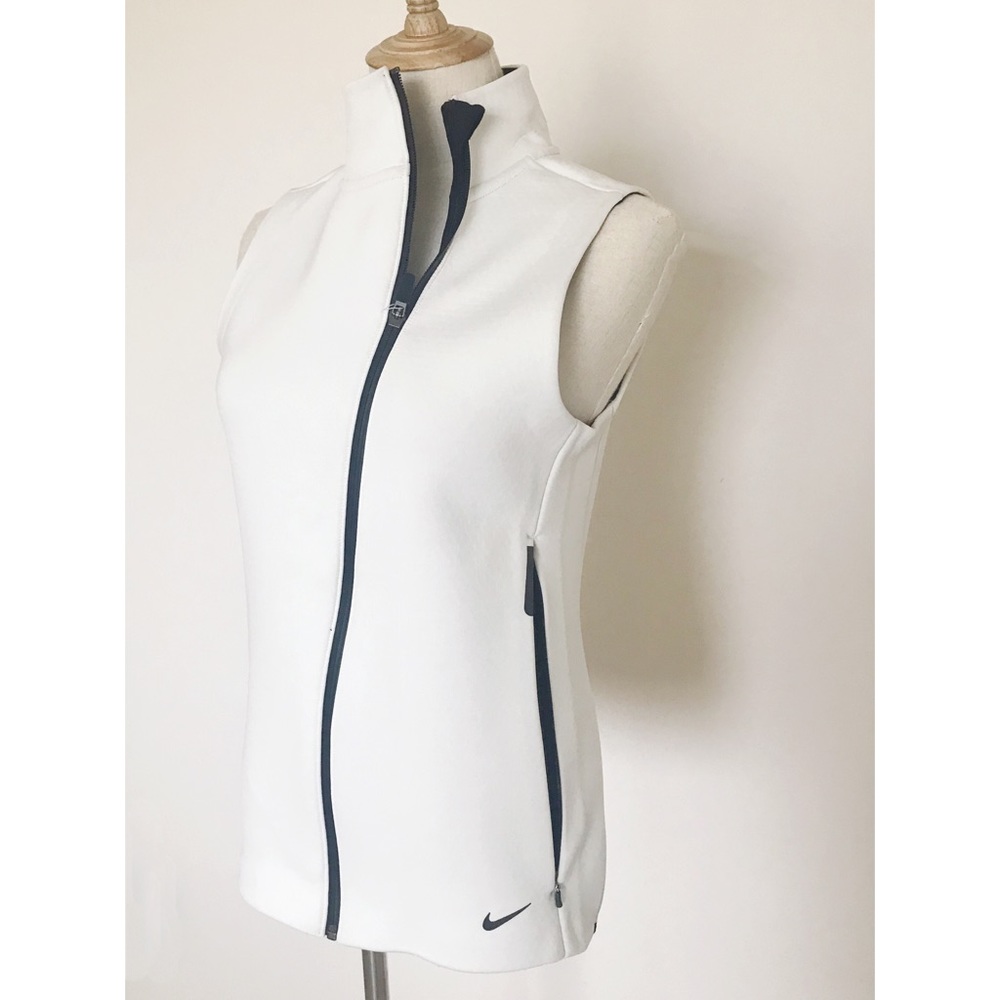 Nike Women's Therma-Sphere Max Training Vest - Picture 2 of 8